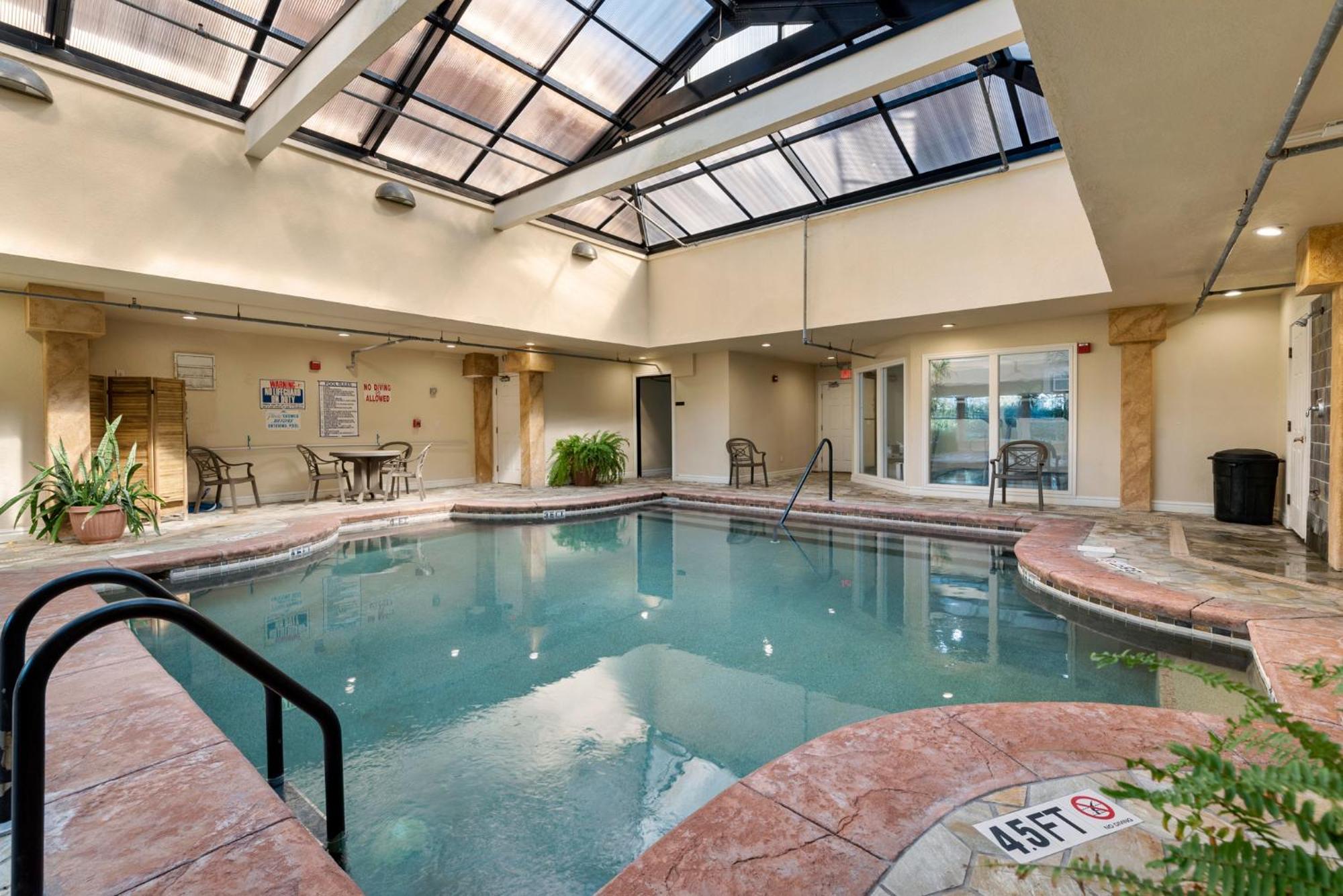 Salty Shenanigans Aparthotel Kill Devil Hills Exterior foto